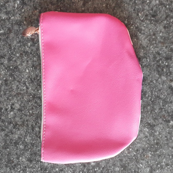 IPSY Floral Makeup Bag - Picture 2 of 4